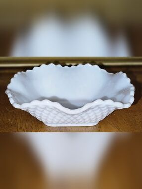 Hazel Atlas White Milk Diamond Squares Glass Scalloped Basketweave Dish